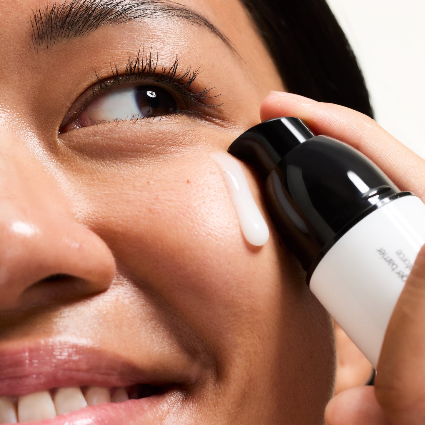 ectoin-hydro-barrier-serum-u1 Ectoin-Globals_Texture-bottle.jpg