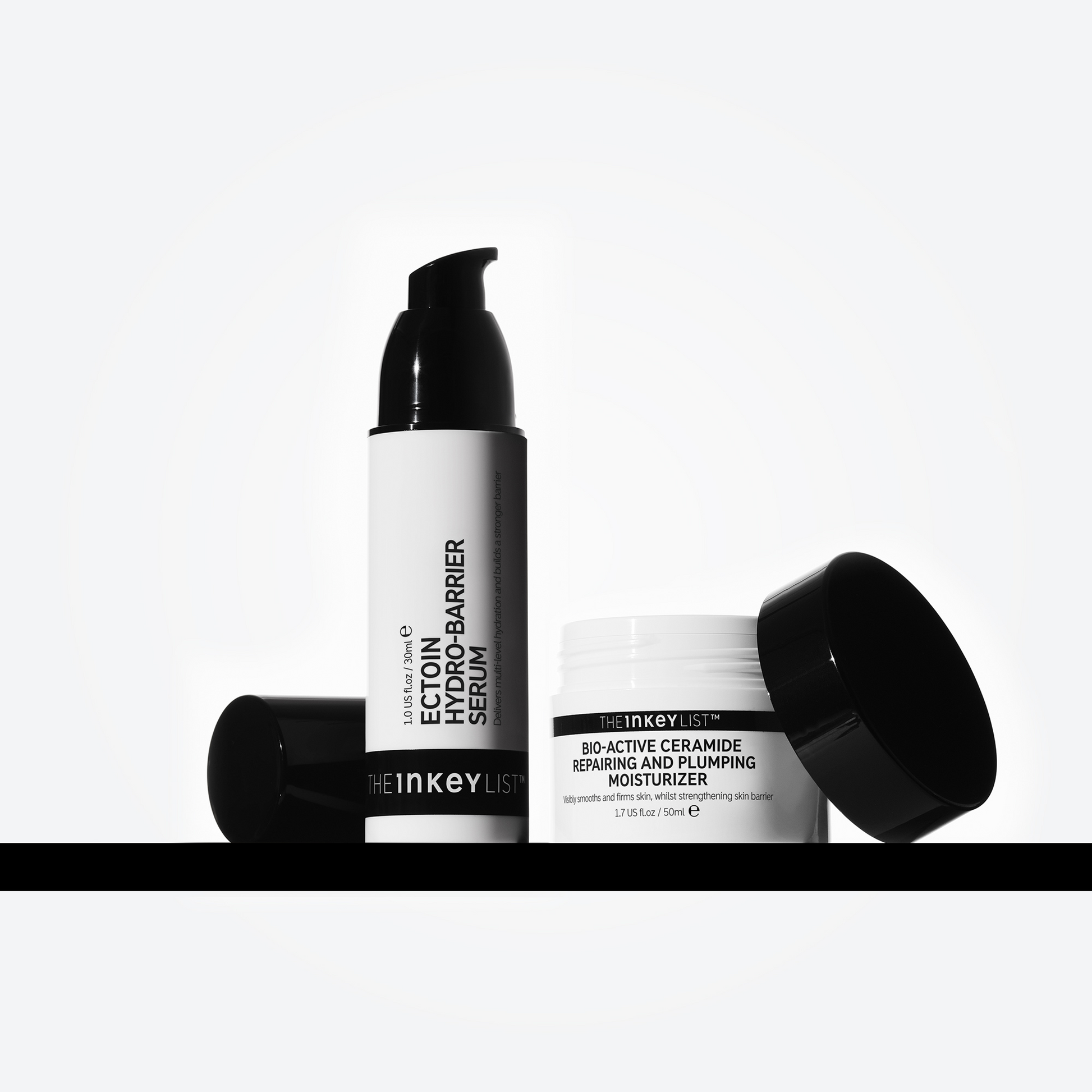 skin-barrier-repair-duo-i4 Hero_38716fb6-2743-4acf-8b39-ee63aaf60dd7.png