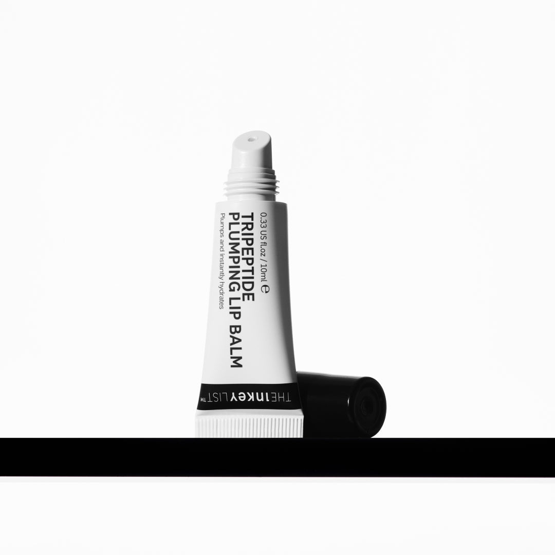 tripeptide-plumping-lip-balm-s1 Hero_14f10df7-895e-4bc9-a478-4464c8ebd699.jpg