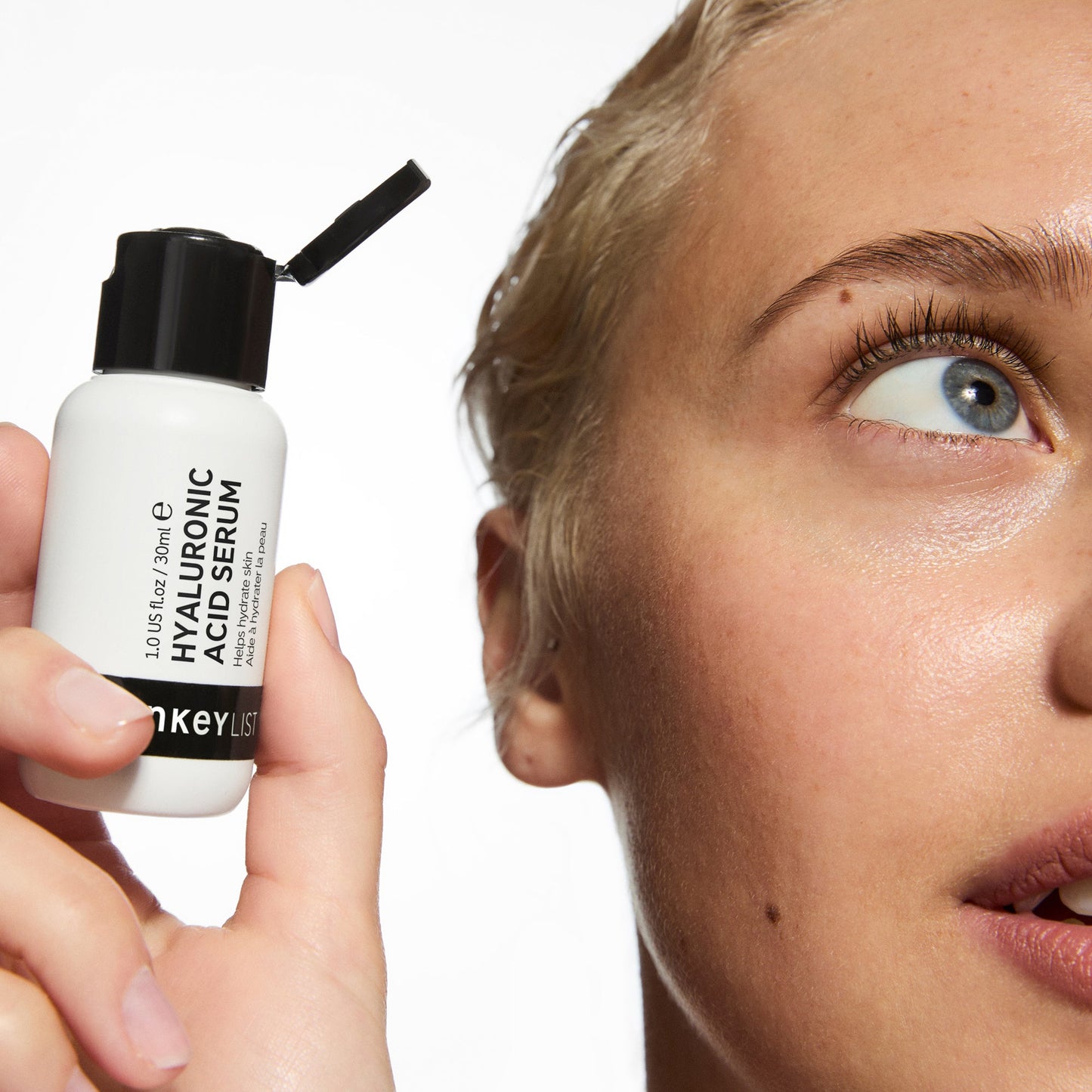 hyaluronic-acid-serum-30ml-m9 Hyaluronic_Acid_Model_2000x2000_4e31ea16-5ced-4fd5-86b6-7e86bf96a418.jpg