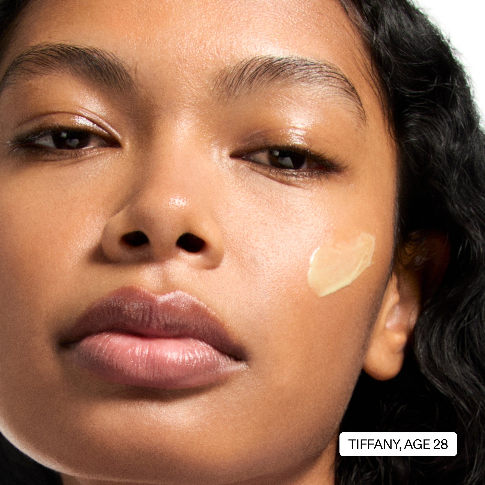 starter-retinol-serum-e8 StarterRetinol_Model2_2000x2000_fa44e5e2-09cd-4121-9780-08a9debd7d88.jpg